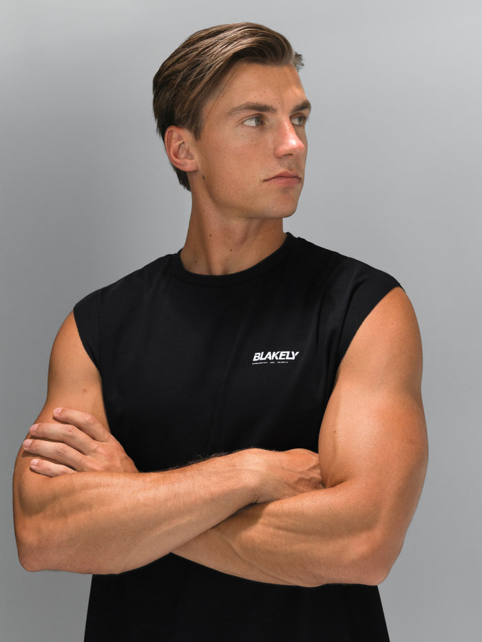 Apex Active Linear Vest - Black