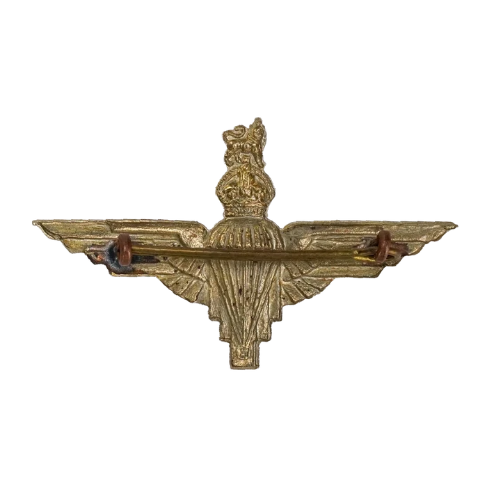 British WWII Parachute Regiment Beret Badge - British Army Surplus - Flags, Badges & Insignia