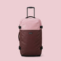 Ela Mo™ Reisetasche mit Rollen 78 Liter | Coated Edition Dark Berry