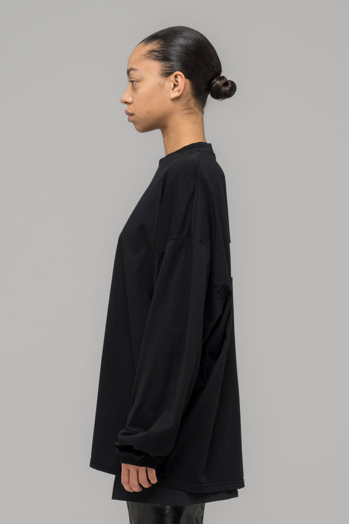 "FAINTING CROSS" OVERSIZED LONGSLEEVE - 032c