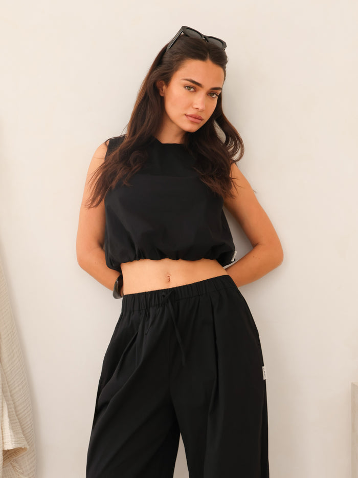 Kaia Bubble Hem Poplin Top - Black