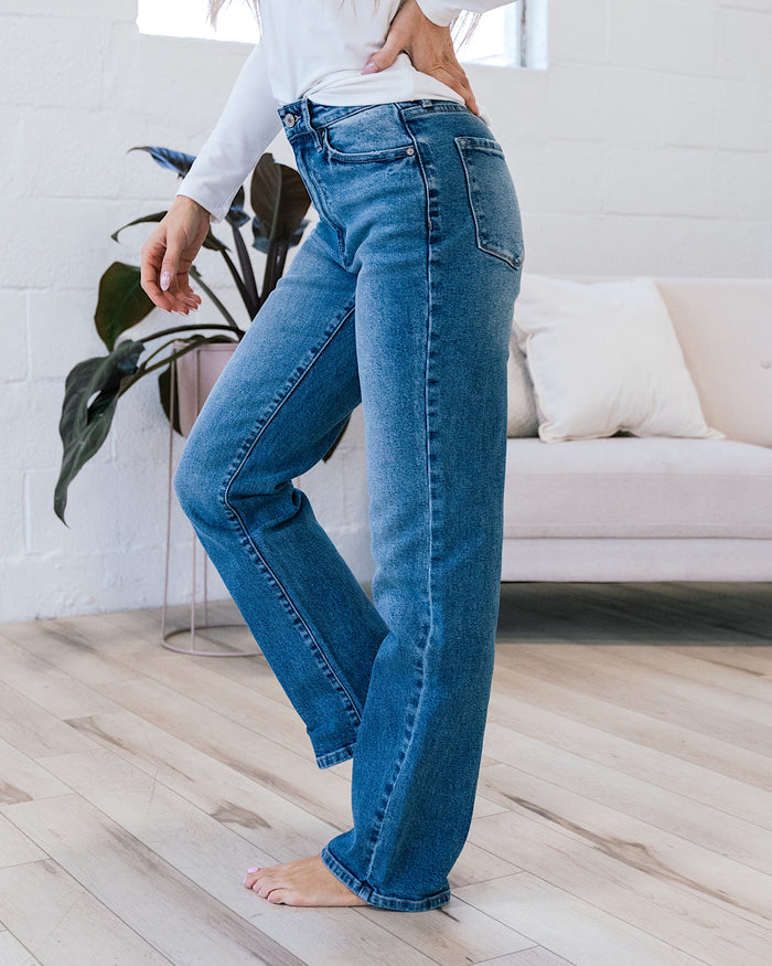 KanCan Kathleen Non Distressed Straight Jeans  KanCan
