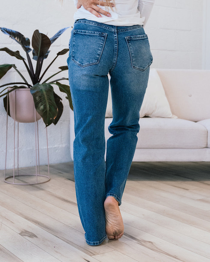 KanCan Kathleen Non Distressed Straight Jeans  KanCan