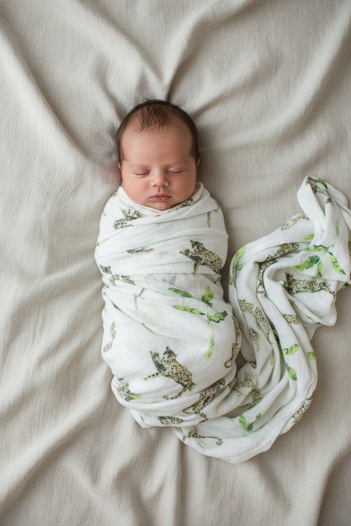 Muslin newborn swaddle wrap breathable and soft