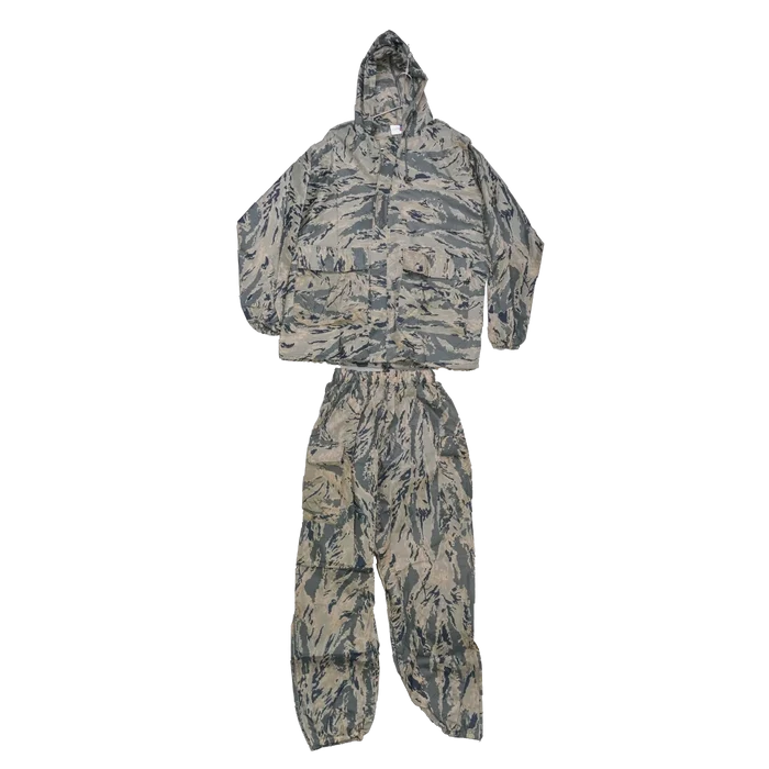 US Made ABU Camo Nylon Lightweight Rain Suit - XLarge - Army & Outdoors - Rain Jackets